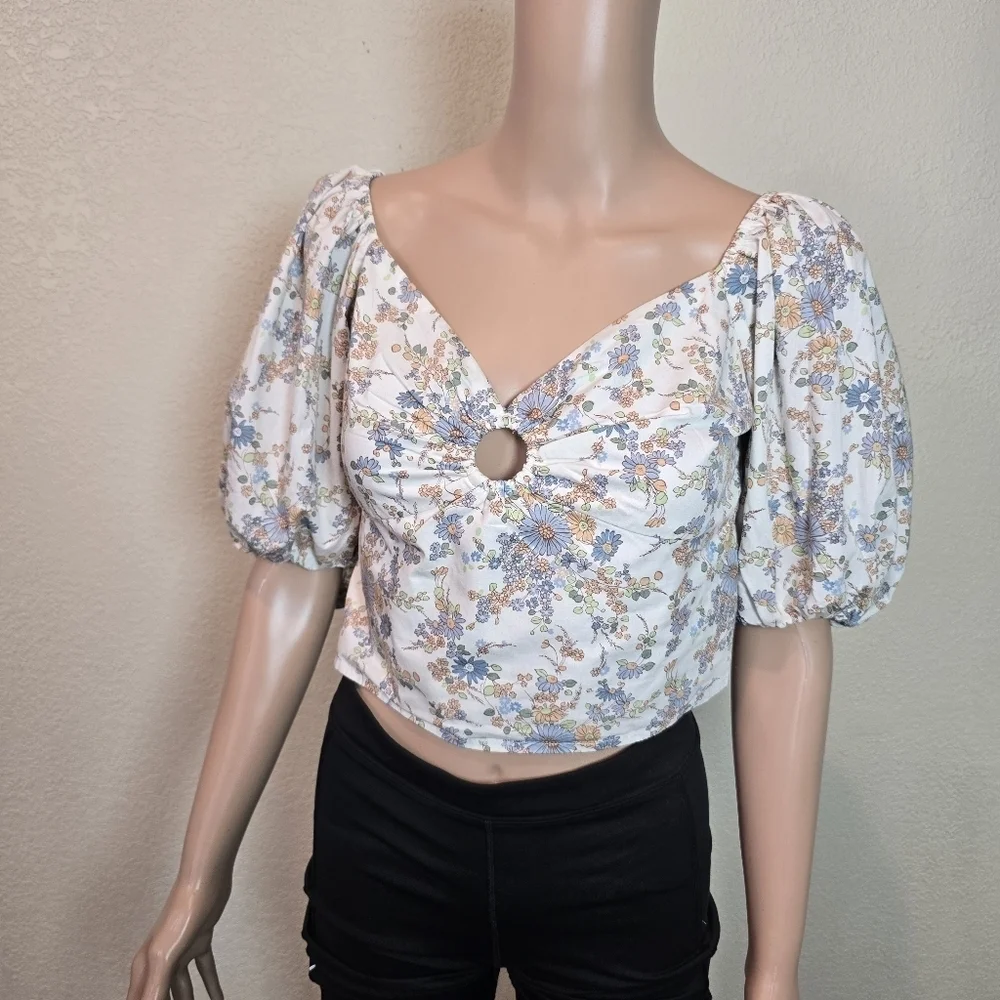 Abercrombie & Fitch Ditsy Floral Lined Puff Ballon Sleeve Crop Top - Size Medium